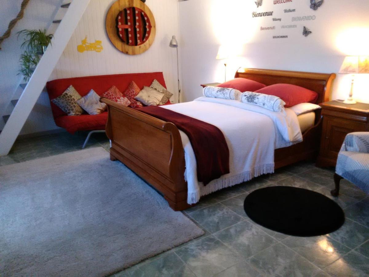 Four Chimneys Apartment Treffrin Luaran gambar